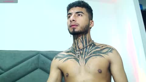 juancamilo66_ online show from 03/09/25, 04:05
