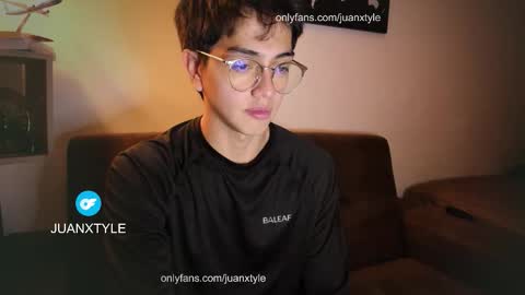 . online show from 11/21/25, 05:39