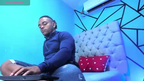 independent model online show from 07/23/26, 03:43
