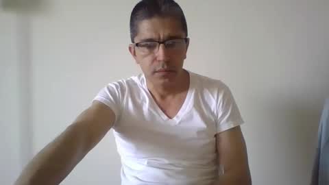 Snapshot of juanearth1 chatting on 04/14/26, 09:54 juanearth1 online show from 04/14/26, 09:54