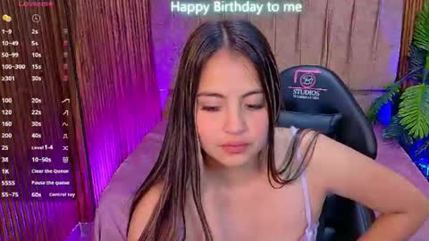 Snapshot of juanita_tay chatting on 06/22/26, 11:40 JUANITA online show from 06/22/26, 11:40