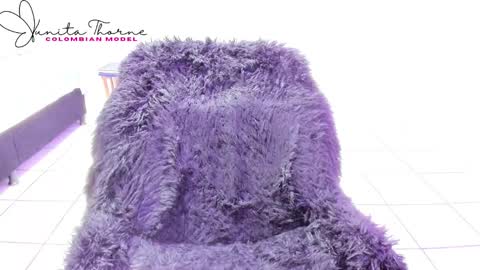 Snapshot of juanita_thorne chatting on 09/27/25, 02:38 online show from 09/27/25, 02:38