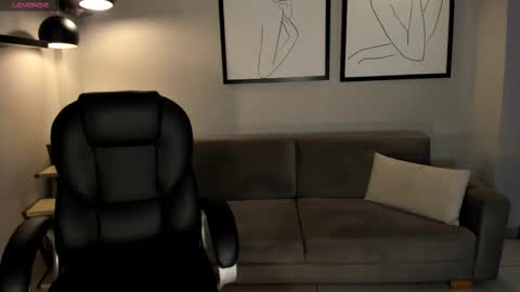 Snapshot of juanitaclay chatting on 12/01/25, 07:30 Juanita Clay online show from 12/01/25, 07:30