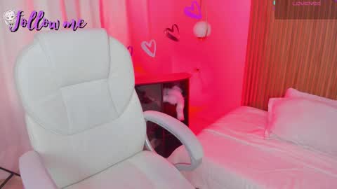 Juanita online show from 03/04/25, 03:37