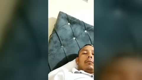 Snapshot of juanjoseavilacabada chatting on 06/14/26, 04:58 juanjoseavilacabada online show from 06/14/26, 04:58