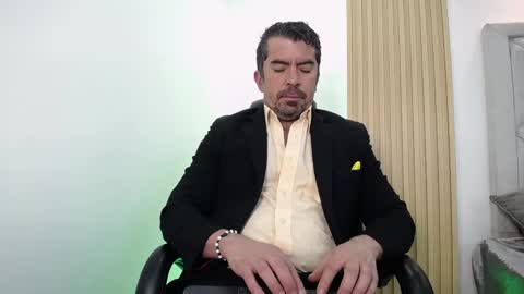 Juan k online show from 05/02/26, 01:05
