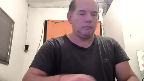 Snapshot of juanma_yahoo chatting on 01/24/25, 03:54 Juan Manuel online show from 01/24/25, 03:54