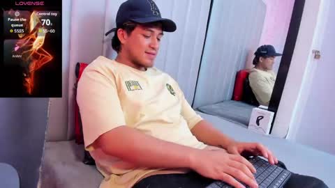 JUAN  online show from 05/13/26, 12:30