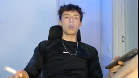 juanmres online show from 10/18/25, 03:09