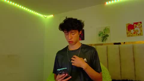 juanmres online show from 06/09/26, 05:57