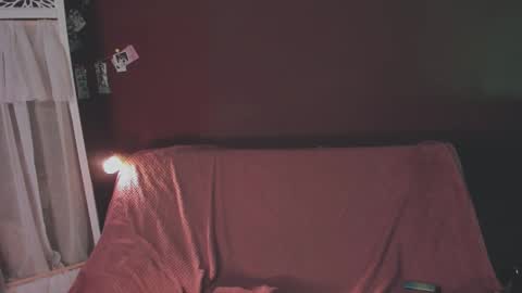 Snapshot of juby_yubi chatting on 10/31/25, 01:56 Arina online show from 10/31/25, 01:56