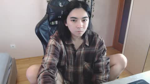 Aoi online show from 02/24/25, 05:09
