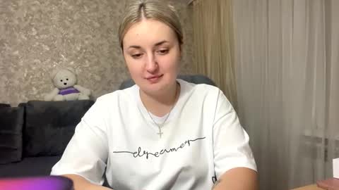 Snapshot of judevalenti chatting on 10/13/25, 05:35 JudeValenti online show from 10/13/25, 05:35