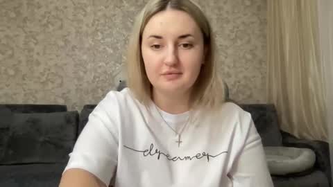 Snapshot of judevalenti chatting on 11/29/25, 05:27 JudeValenti online show from 11/29/25, 05:27