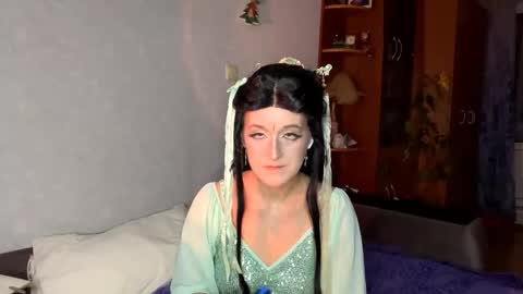 Snapshot of judieswales chatting on 10/25/25, 09:20 Gera online show from 10/25/25, 09:20