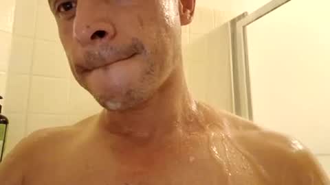 Snapshot of jugg2 chatting on 09/16/25, 11:22 Jugg online show from 09/16/25, 11:22