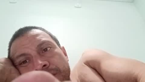 Snapshot of jugg2 chatting on 10/28/25, 09:13 Jugg online show from 10/28/25, 09:13