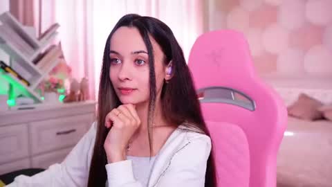 Angelina online show from 06/24/26, 12:15