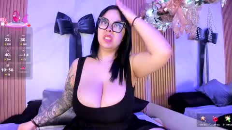 Snapshot of juicy_led_ chatting on 12/16/25, 11:15 Juicy online show from 12/16/25, 11:15