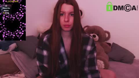 laura online show from 02/17/25, 03:31