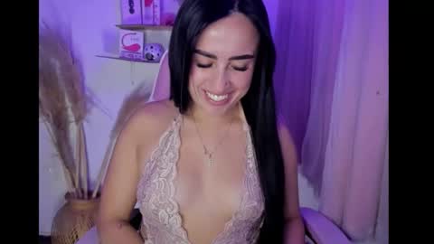 Snapshot of juicy_peach_ass chatting on 11/03/25, 12:13 valeska online show from 11/03/25, 12:13