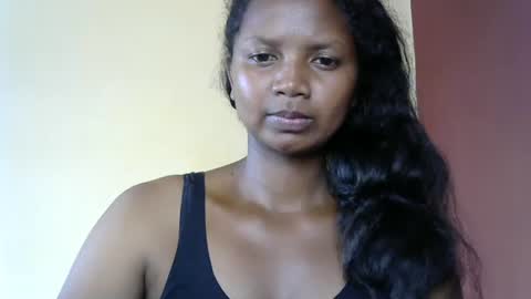 stellah online show from 02/24/25, 10:26