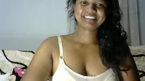 Snapshot of juicy_pretty chatting on 03/31/26, 02:46 stellah online show from 03/31/26, 02:46