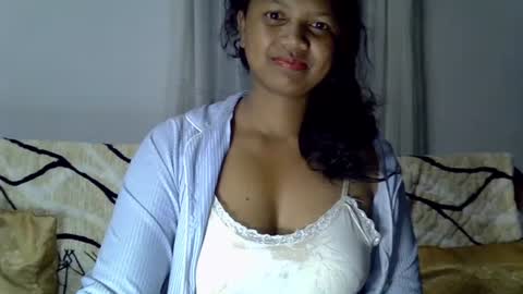 stellah online show from 08/07/26, 01:51