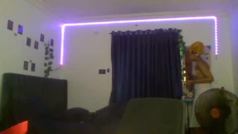 Emily online show from 12/02/25, 04:46