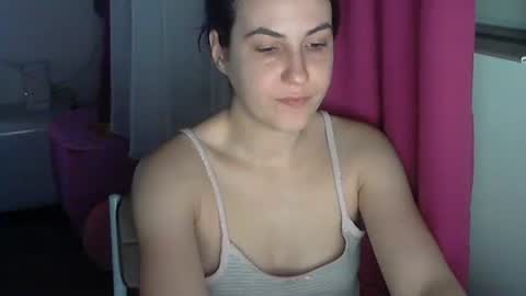 Snapshot of juicy_pussy28 chatting on 02/28/25, 12:32 pussy online show from 02/28/25, 12:32