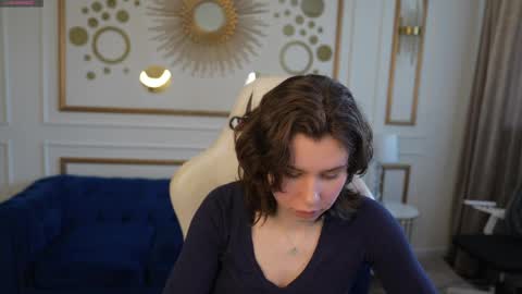 Snapshot of juicy_secrets_054 chatting on 04/05/26, 02:14 Elza online show from 04/05/26, 02:14