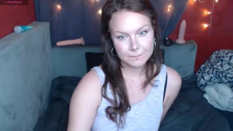 Snapshot of juicycandycam chatting on 01/15/26, 02:32 juicycandycam online show from 01/15/26, 02:32