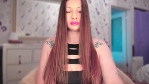 Snapshot of juicyhelenx chatting on 10/15/25, 07:19 Elena online show from 10/15/25, 07:19