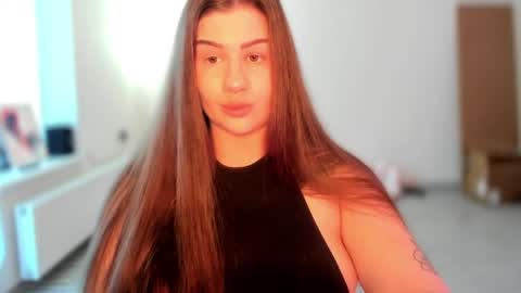 Elena online show from 05/23/26, 04:44