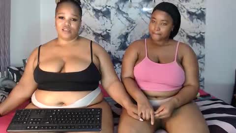Snapshot of juicyjasminx chatting on 05/19/26, 11:33 juicyjasminx online show from 05/19/26, 11:33