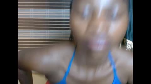 juicypiexx online show from 01/16/25, 10:34