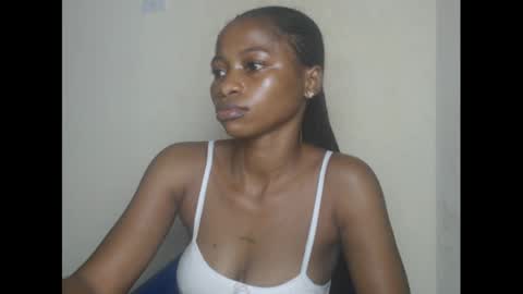 juicypiexx online show from 01/18/25, 06:24