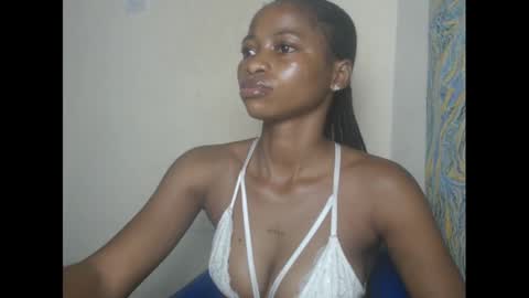 juicypiexx online show from 01/19/25, 07:26