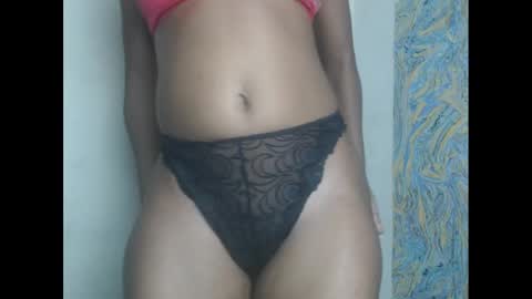 juicypiexx online show from 01/23/25, 05:13