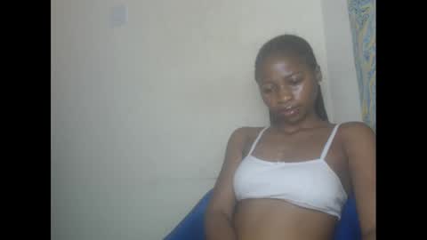 juicypiexx online show from 01/25/25, 02:15