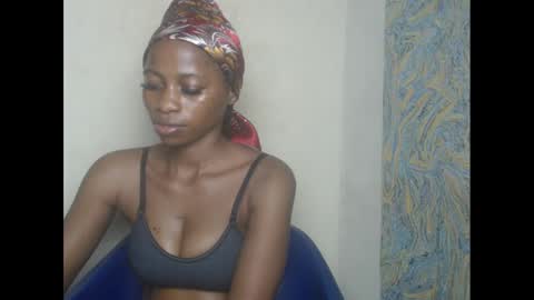 juicypiexx online show from 02/10/25, 01:14