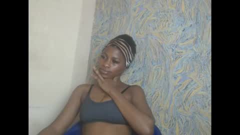 juicypiexx online show from 02/15/25, 10:10
