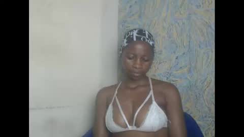 juicypiexx online show from 03/05/25, 11:49
