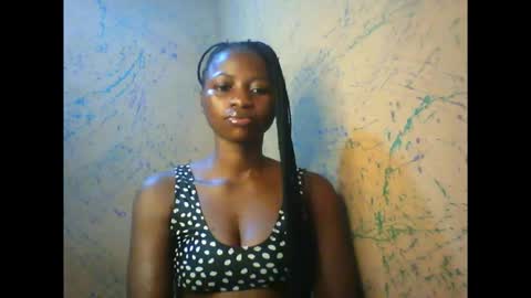 Snapshot of juicypiexx chatting on 09/24/25, 10:46 juicypiexx online show from 09/24/25, 10:46