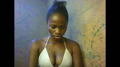 Snapshot of juicypiexx chatting on 10/18/25, 03:13 juicypiexx online show from 10/18/25, 03:13