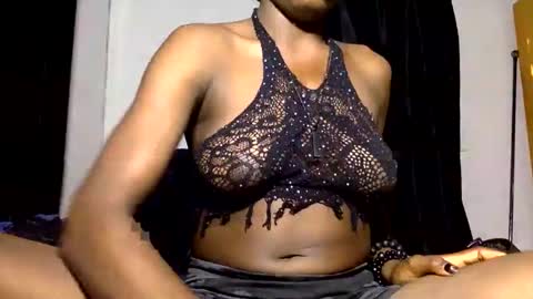 Snapshot of juicypussy_drip64 chatting on 09/09/25, 04:28 Jasmine online show from 09/09/25, 04:28
