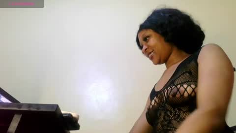 Juicy Bumbum online show from 06/18/26, 01:39
