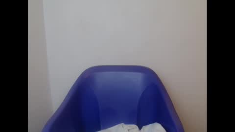juicyxpink online show from 02/12/25, 07:55