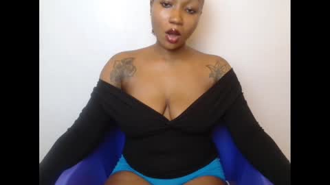 juicyxpink online show from 03/06/25, 08:41