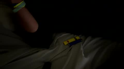 Snapshot of juish5521 chatting on 12/15/25, 10:41 Juish5521 online show from 12/15/25, 10:41